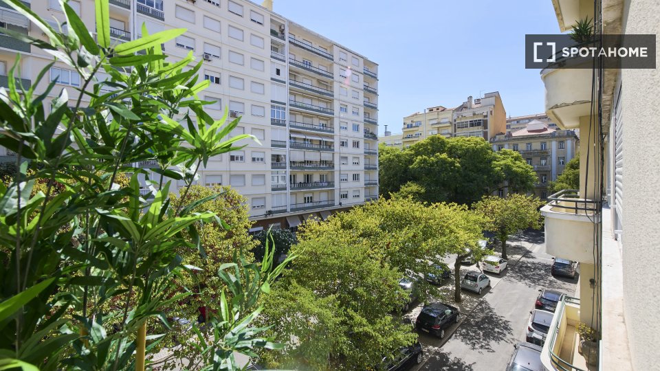 Double room Lisbon, 6 beds — photo 5