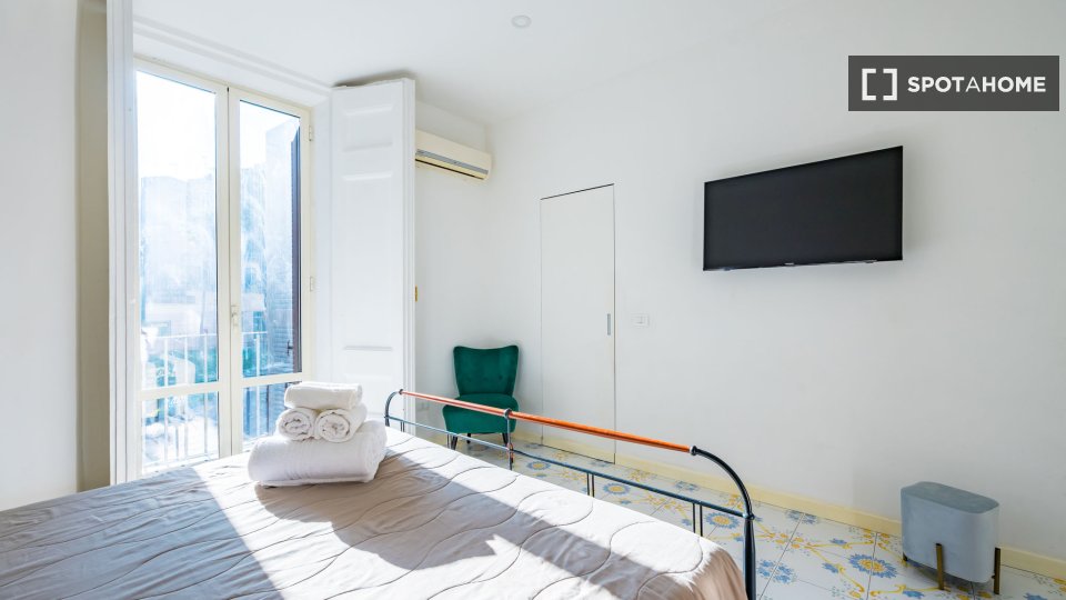 Apartment Naples, 2 beds, 132m² — photo 18