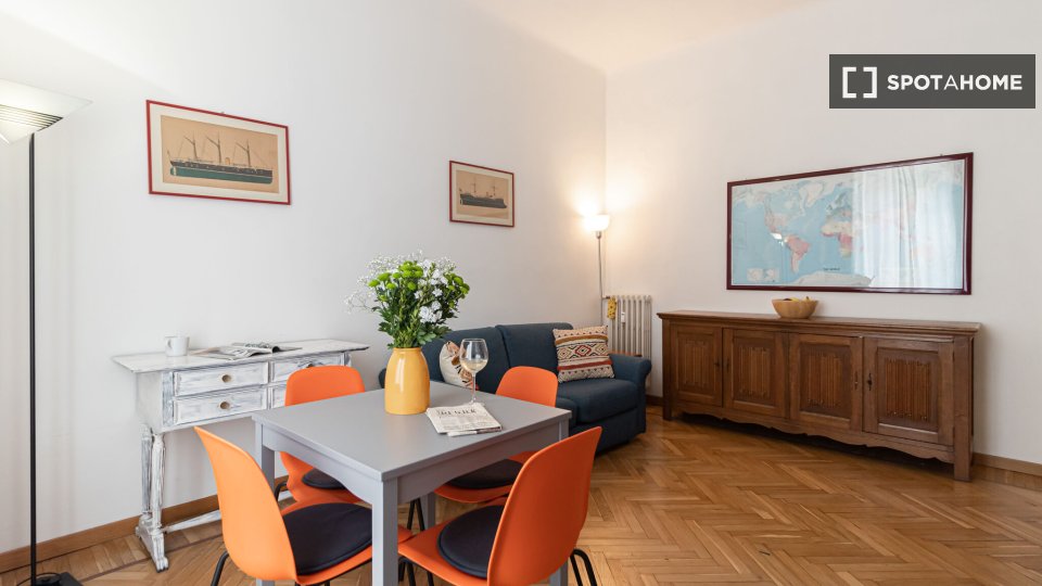 Apartment Milan, 1 bed, 66m² — photo 2