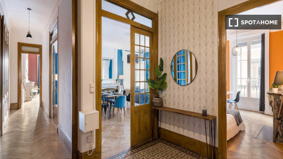Double room Lyon, 6 beds, 250m² — photo 12