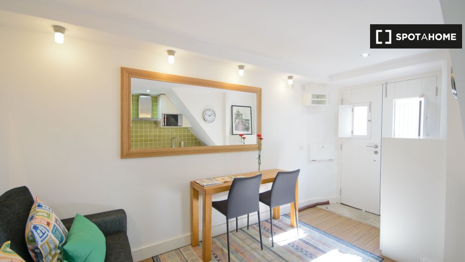 Apartment Lisbon, 1 bed, 35m² — photo 3
