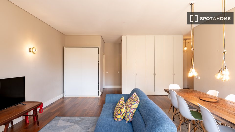 Apartment Porto, 1 bed, 105m² — photo 12