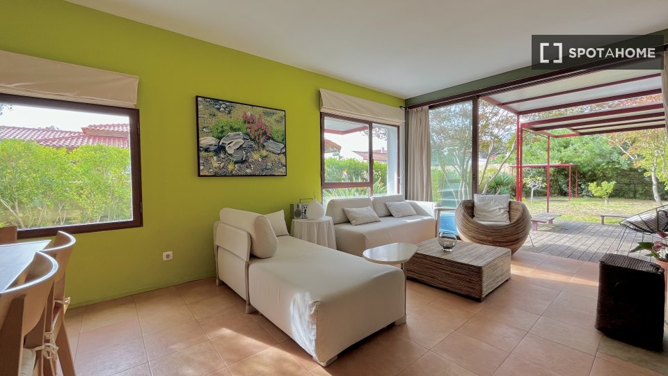 Apartment Lisbon, 4 beds, 120m² — photo 8