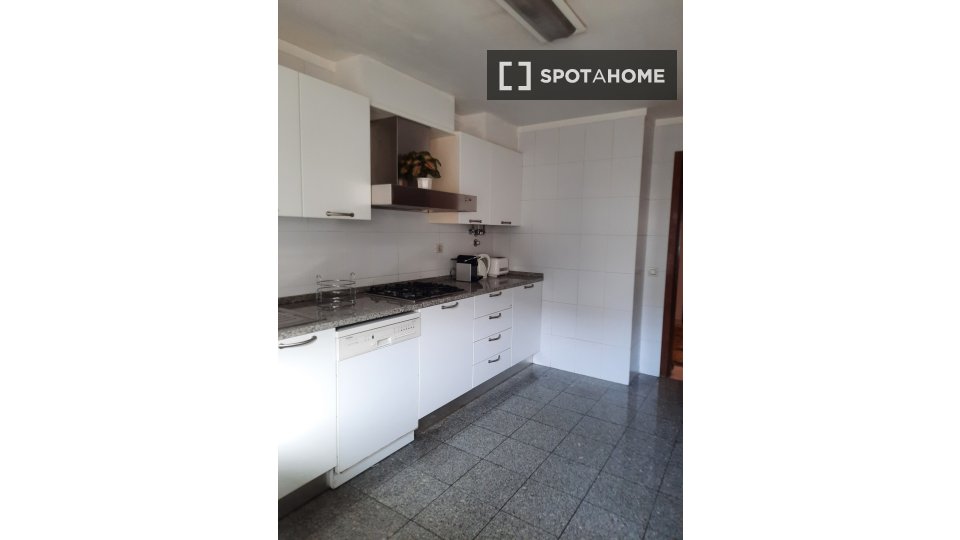 Apartment Lisbon, 1 bed — photo 5