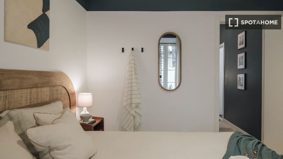 Apartment Lisbon, 1 bed — photo 1