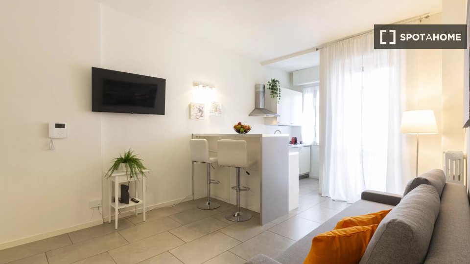 Apartment Milan, 1 bed — photo 4