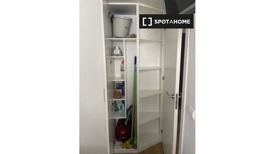 Apartment Madrid, 1 bed, 35m² — photo 2