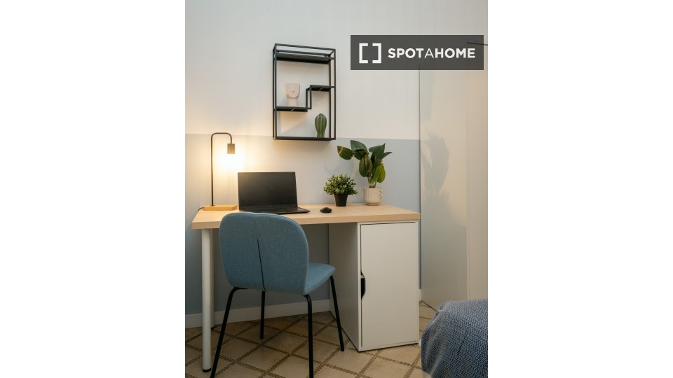Double room Barcelona, 8 beds, 180m² — photo 17