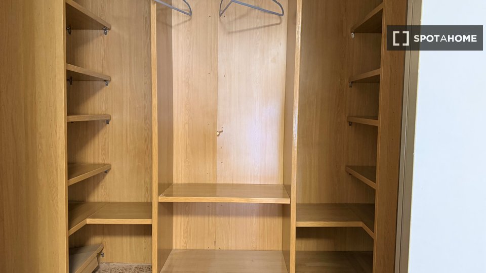 Double room Valencia, 5 beds — photo 13
