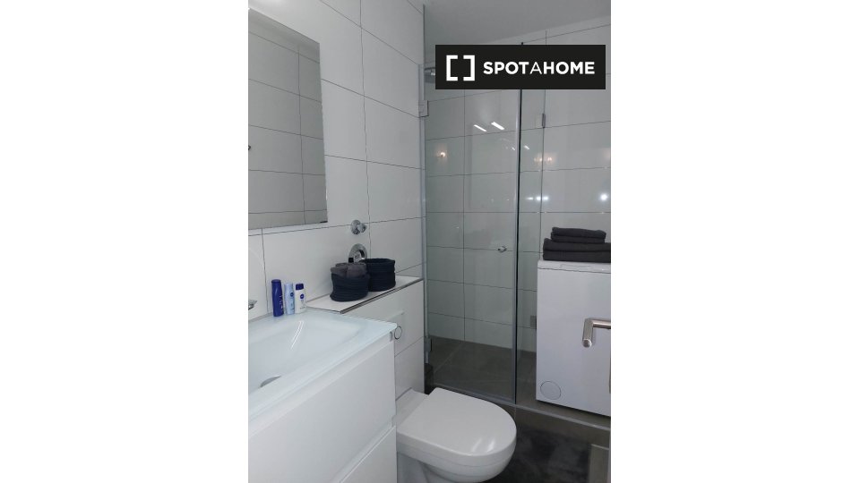 Apartment Hamburg, 1 bed, 34m² — photo 8
