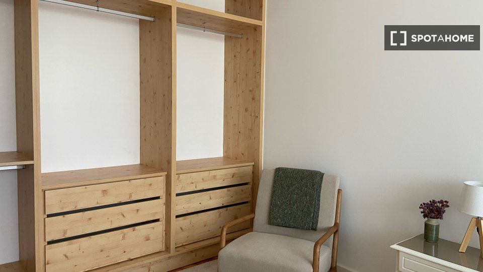 Apartment Lisbon, 1 bed, 60m² — photo 5