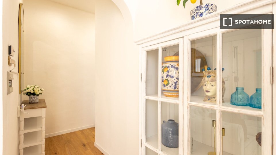 Apartment Florence, 2 beds, 98m² — photo 10