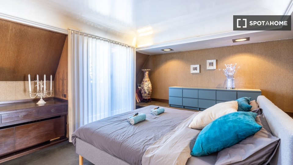 Appartamento Milano, 1 camera, 125m² — foto 2