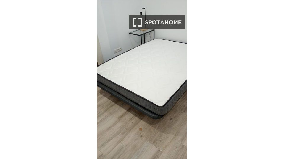 Apartment Madrid, 2 beds, 75m² — photo 15