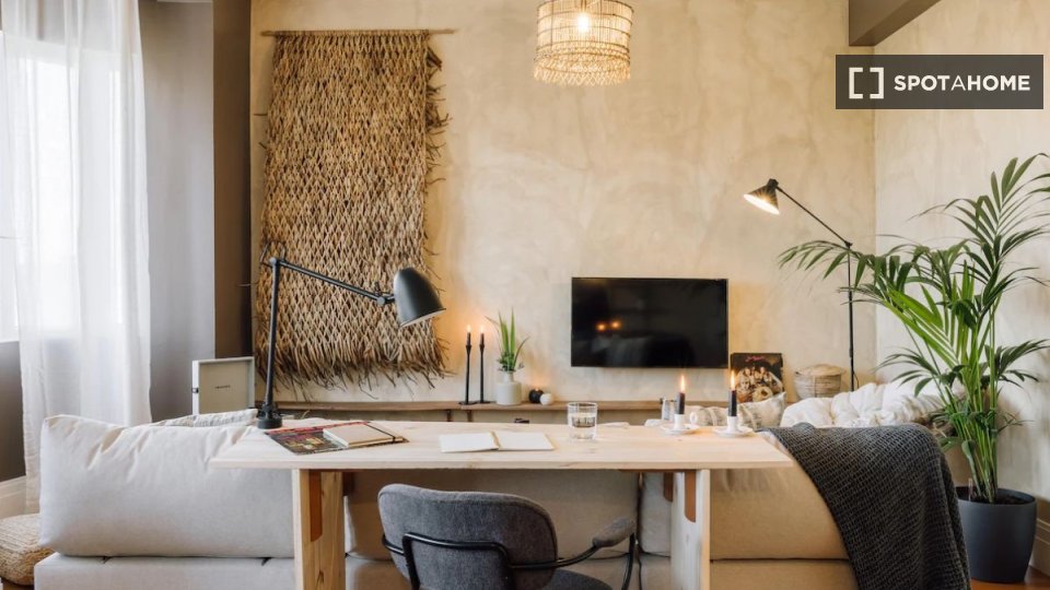 Apartment Lisbon, 2 beds — photo 9