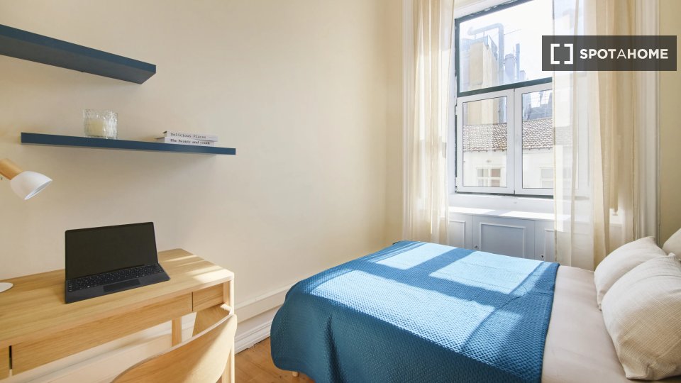 Double room Lisbon, 8 beds — photo 2