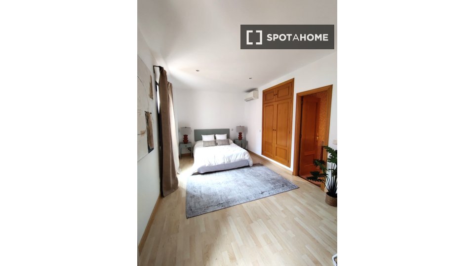 Apartment Madrid, 2 beds — photo 22