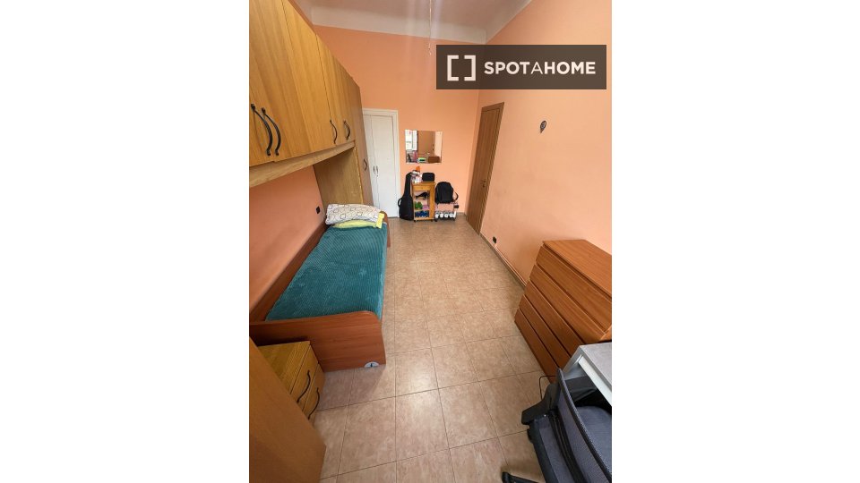 Double room Milan, 3 beds, 100m² — photo 6