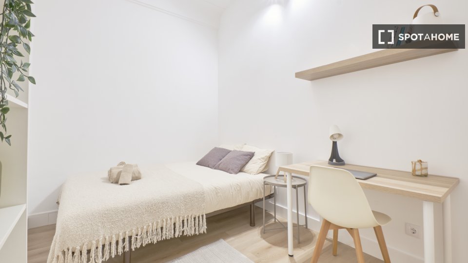 Double room Lisbon, 10 beds — photo 21