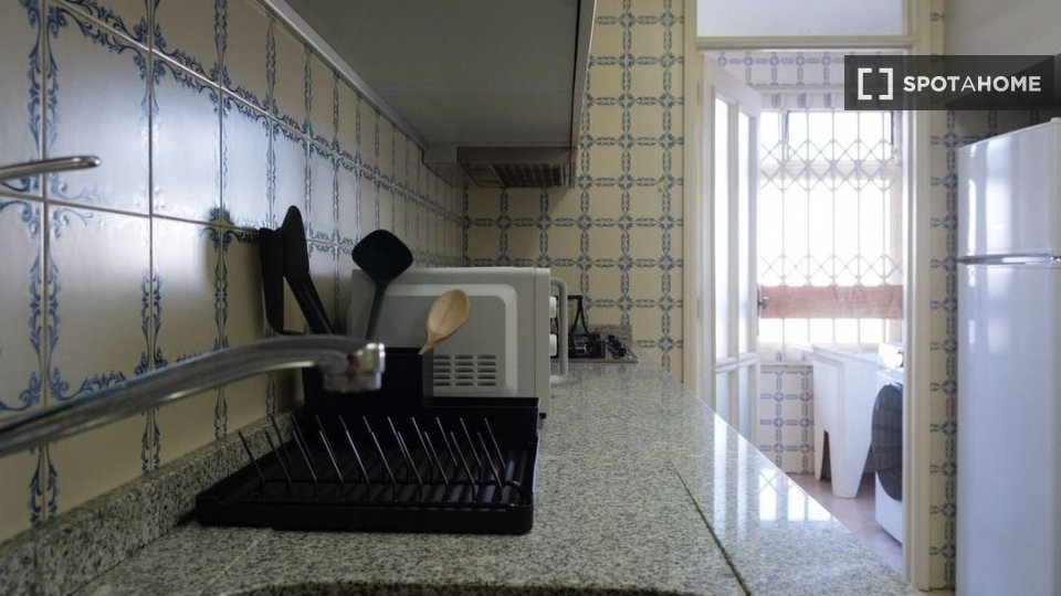 Double room Porto, 5 beds, 180m² — photo 15