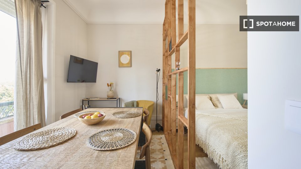 Apartment mono Lisbon — photo 9