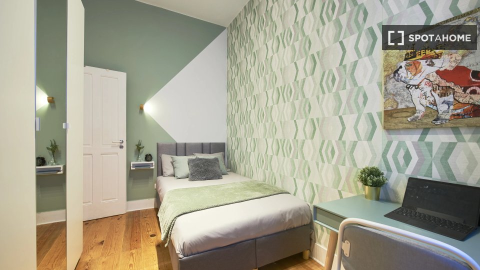 Double room Lisbon, 7 beds — photo 4