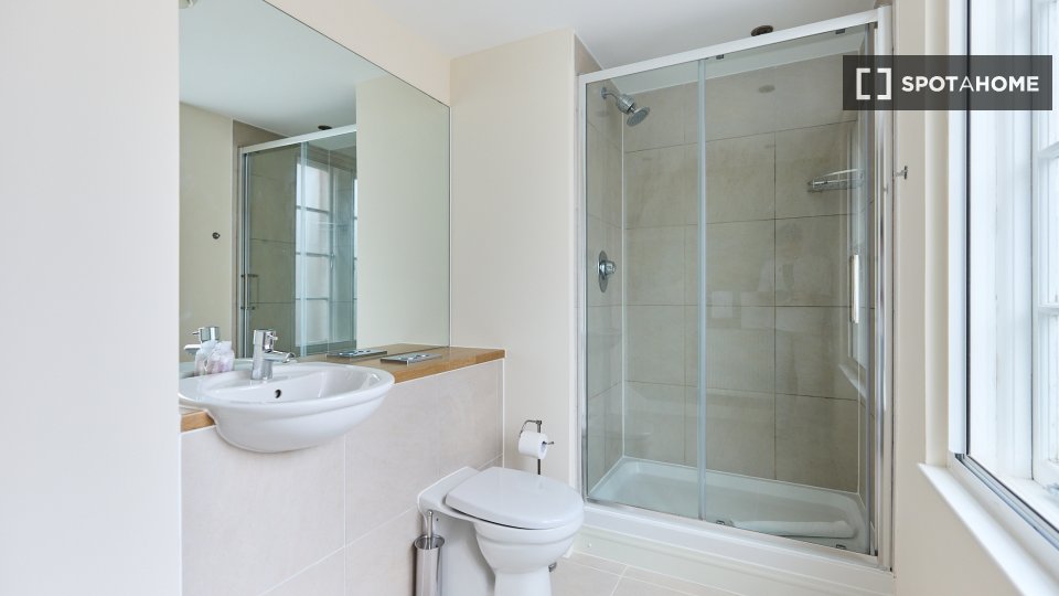 Apartment London, 2 beds, 84m² — photo 13
