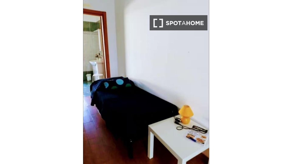 Double room Milan, 4 beds — photo 15