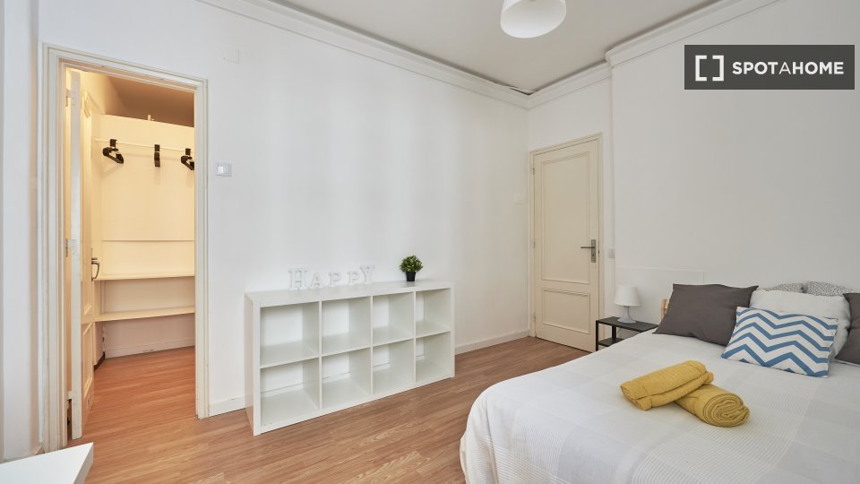 Double room Lisbon, 9 beds, 160m² — photo 46