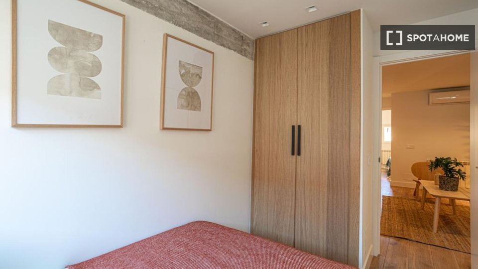 Habitación doble Madrid, 4 habitaciones — foto 16