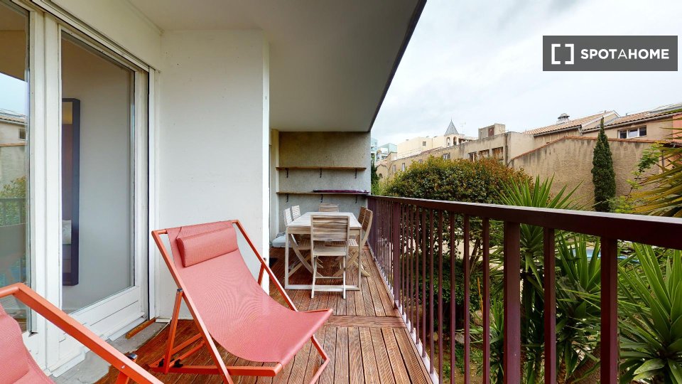 Double room Marseille, 15 beds — photo 13