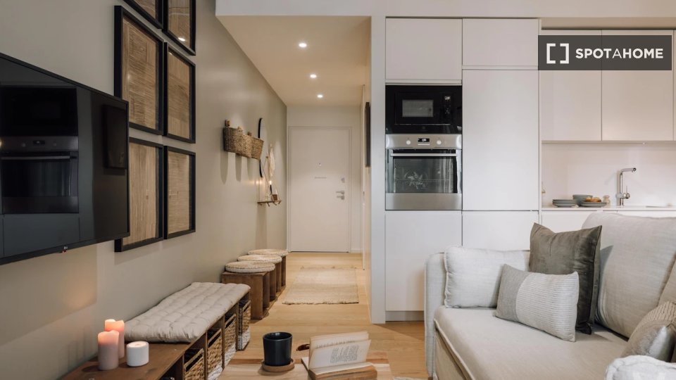 Apartment Lisbon, 1 bed, 60m² — photo 16