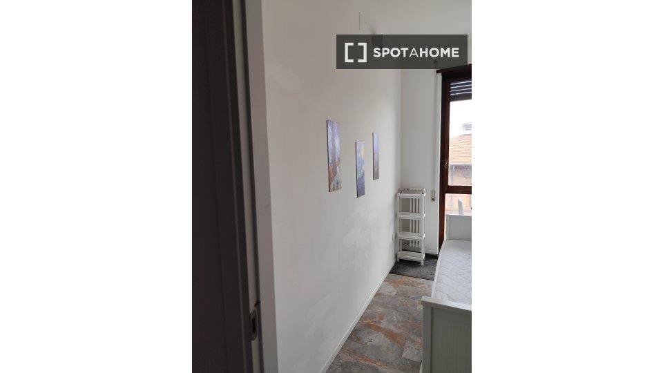 Double room Bologna, 8 beds, 150m² — photo 2