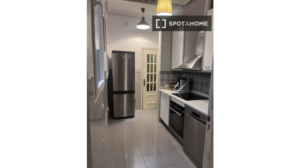 Apartment Madrid, 3 beds, 100m² — photo 13