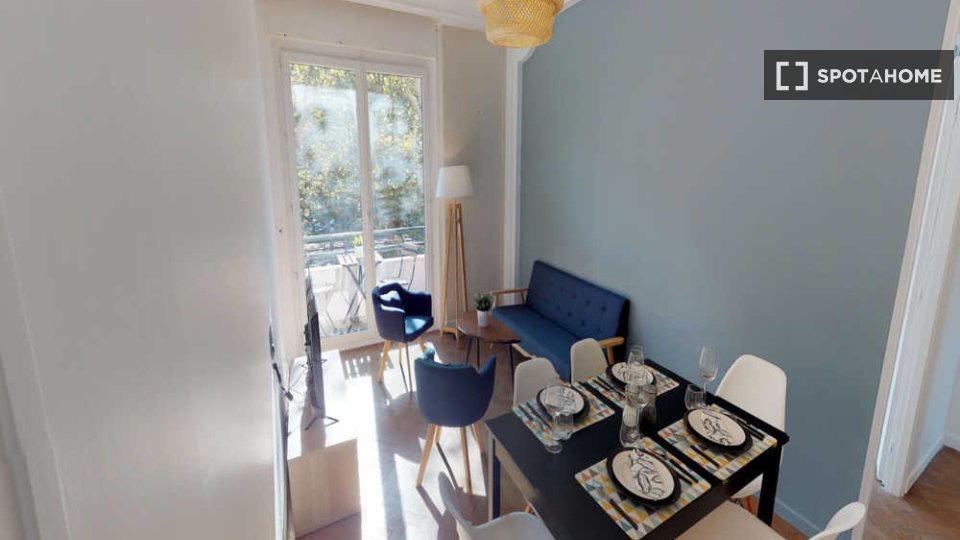 Double room Lille, 5 beds, 140m² — photo 2