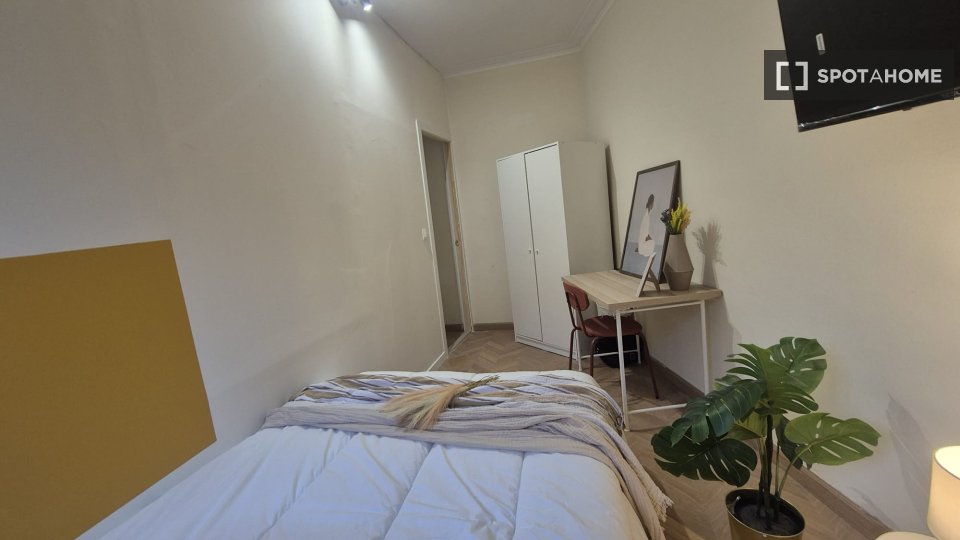Double room Barcelona, 8 beds, 150m² — photo 3