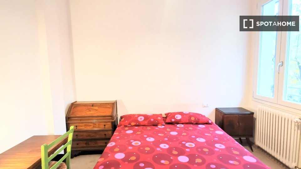 Double room Bologna, 3 beds, 94m² — photo 43