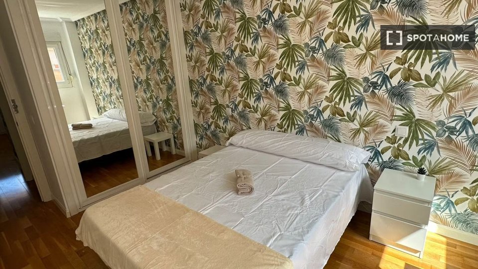 Double room Madrid, 4 beds — photo 8