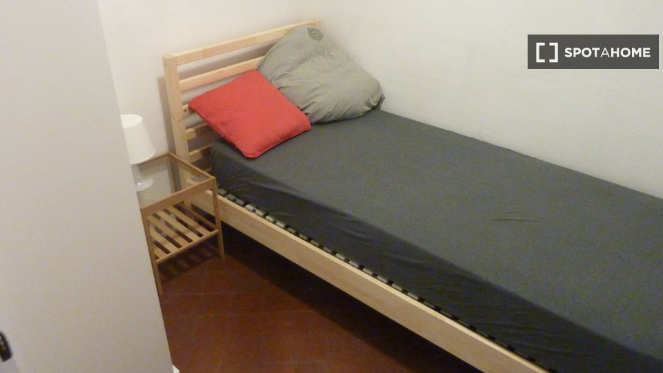 Double room Barcelona, 5 beds, 100m² — photo 13