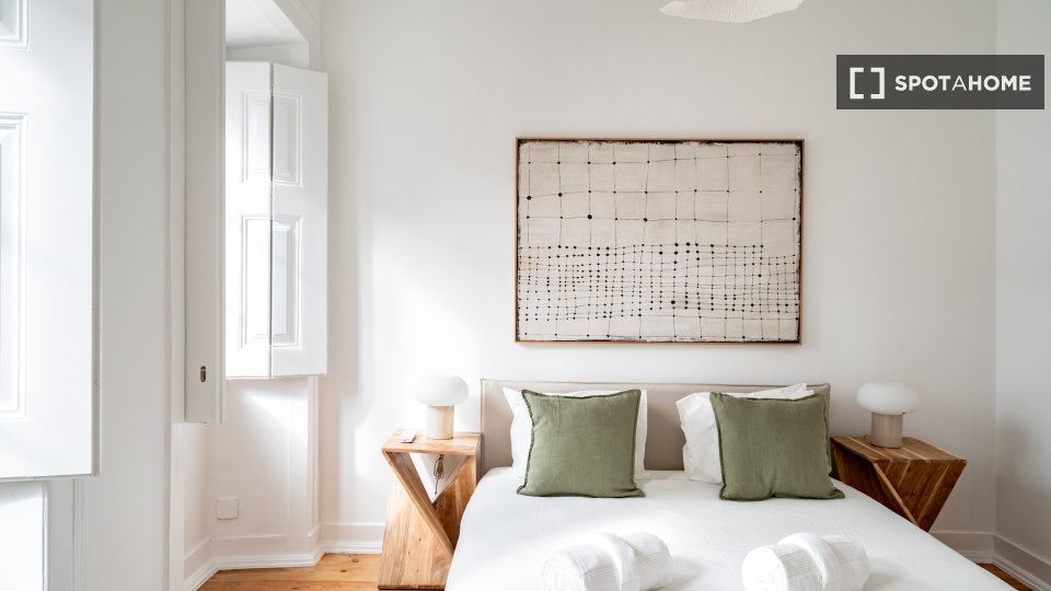 Apartment Lisbon, 2 beds, 70m² — photo 10