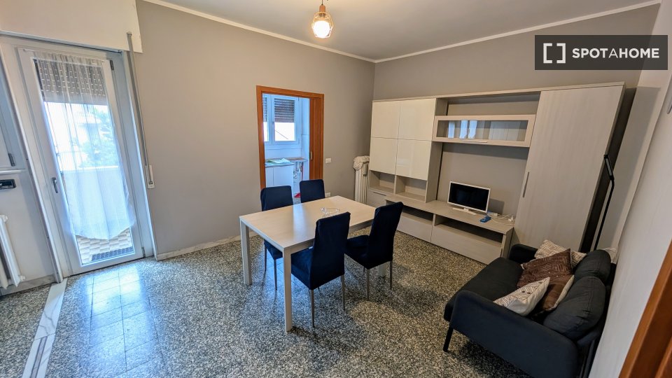 Double room Milan, 2 beds, 80m² — photo 17