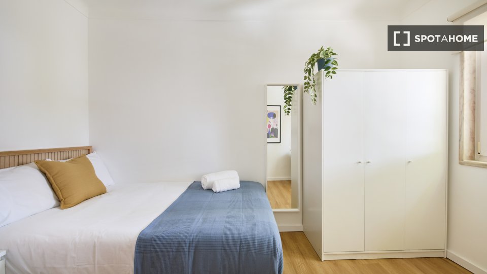Double room Lisbon, 6 beds, 150m² — photo 15