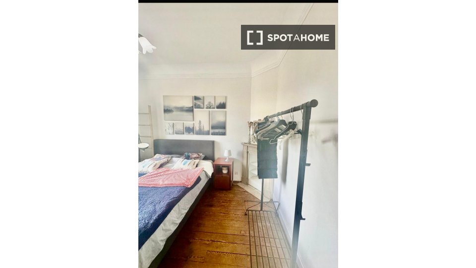 Double room Brussels, 5 beds, 180m² — photo 14