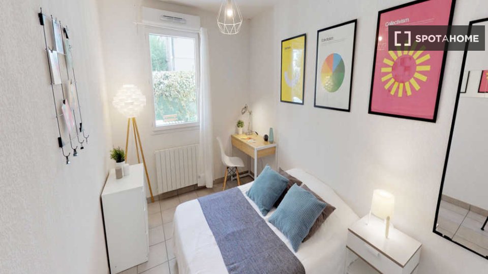 Double room Lyon, 4 beds, 70m² — photo 3
