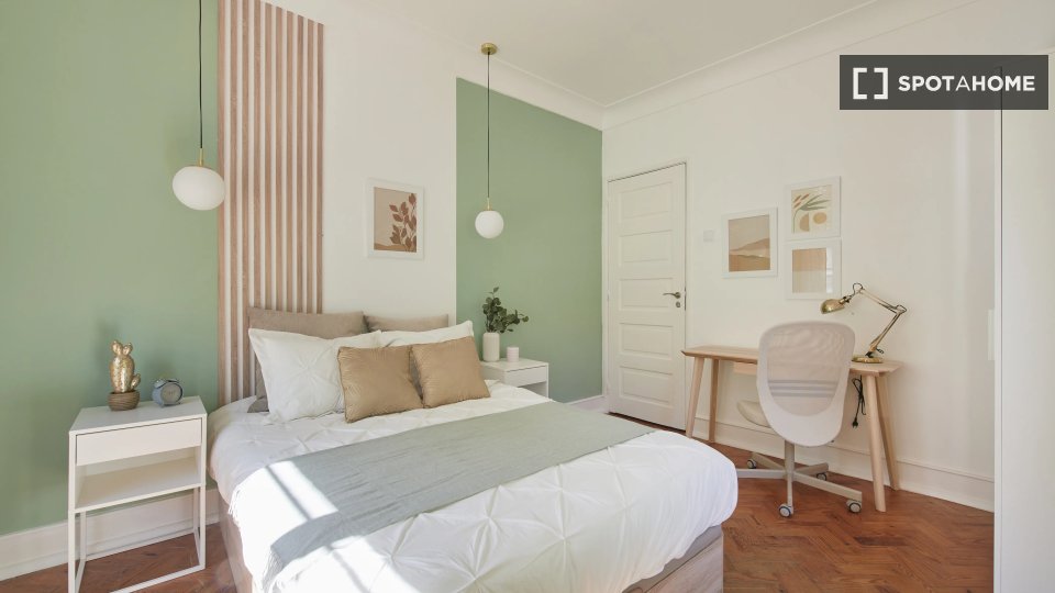 Double room Lisbon, 6 beds — photo 3