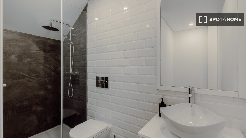 Apartment Porto, 1 bed, 100m² — photo 8