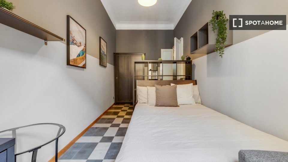 Double room Milan, 3 beds, 89m² — photo 14