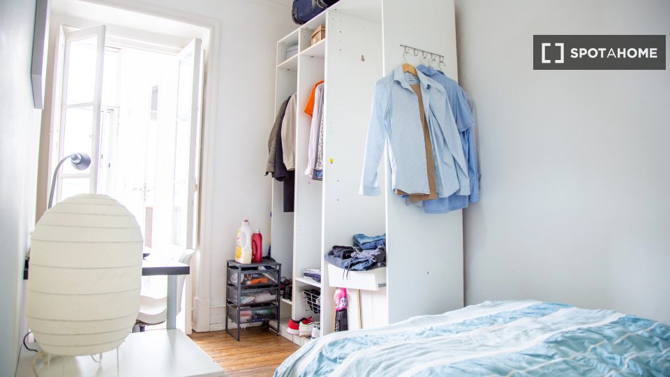 Double room Lisbon, 4 beds — photo 1
