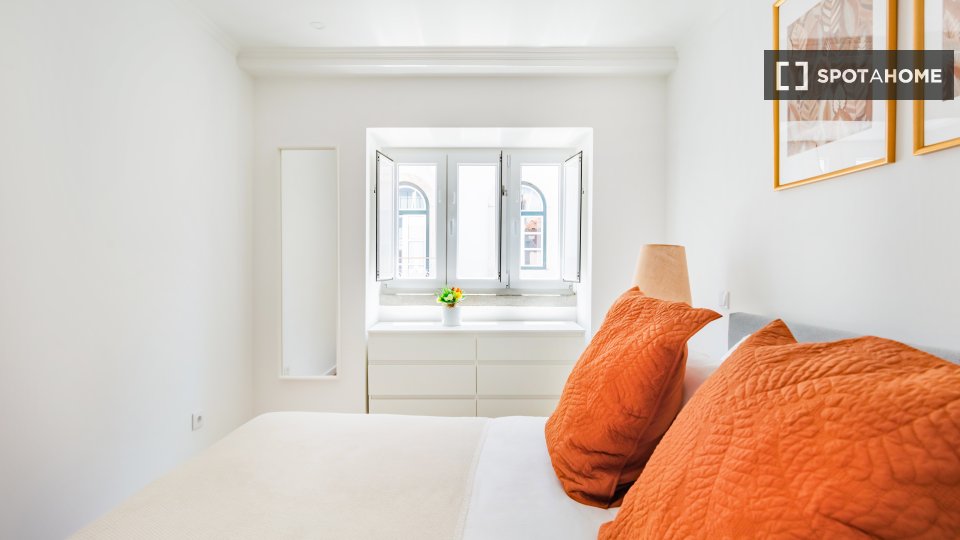 Apartment Lisbon, 2 beds — photo 7