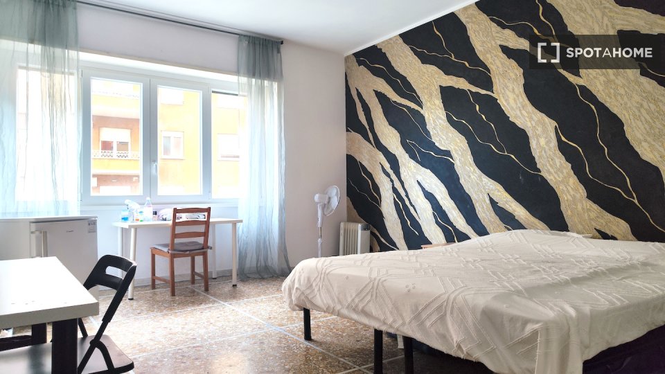 Double room Rome, 5 beds — photo 50
